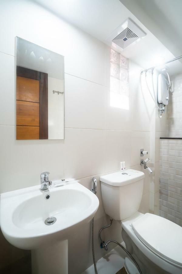 Oyo 199 Solange Apartelle Davao Exterior photo